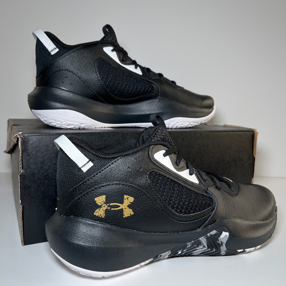 NIB Under Armour UA Lockdown 6, size 10